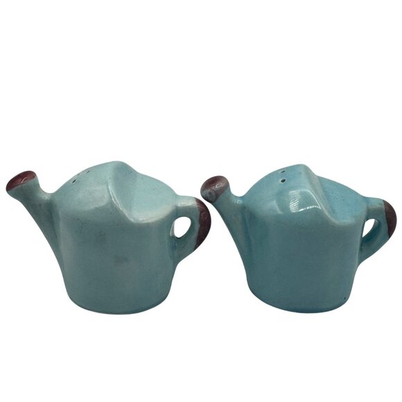 Vintage Ceramic Watering Can Salt & Pepper Shakers - Picture 1 of 5